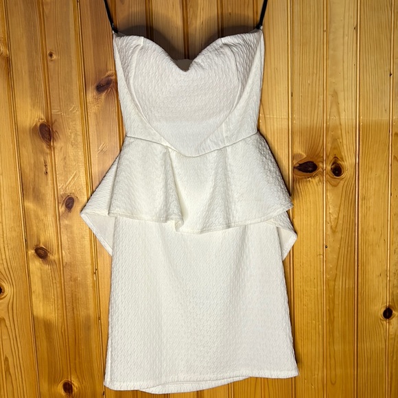 Snap Dresses Cream Strapless Peplum Dress Poshmark